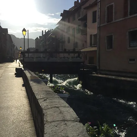 Du Lyonnais 2* Annecy